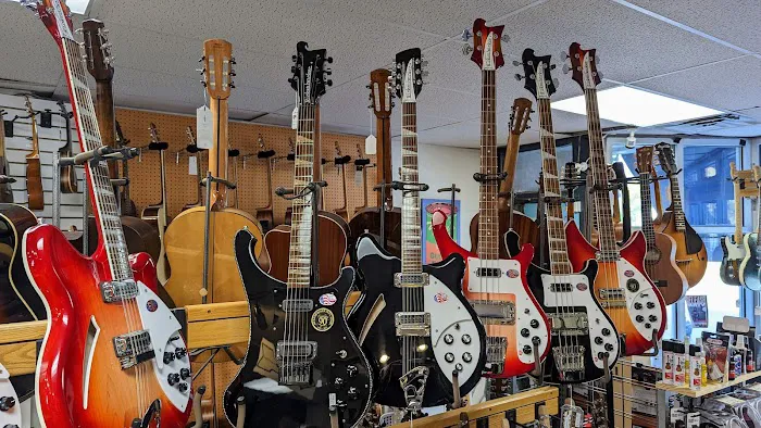 Wade's Guitar Shop 5