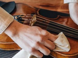 How to Clean and Maintain Your Violin: Essential Tips for Longevity