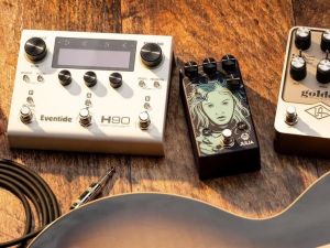 Best Guitar Pedals for Live Performances: My Real Gig Experience