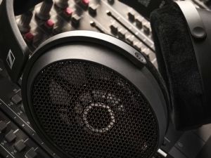 Expert Reviews on the Best Studio Headphones for Music Production