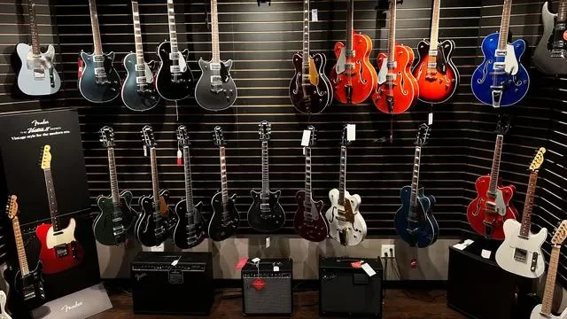 How to Find a Reliable Music Store for Guitar Lessons That Suits Your Needs
