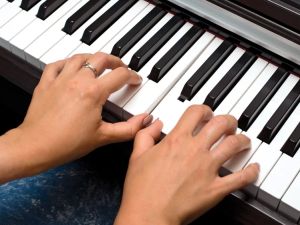Best Portable Piano Keyboards for Musicians on the Go – Expert Guide and Top Picks